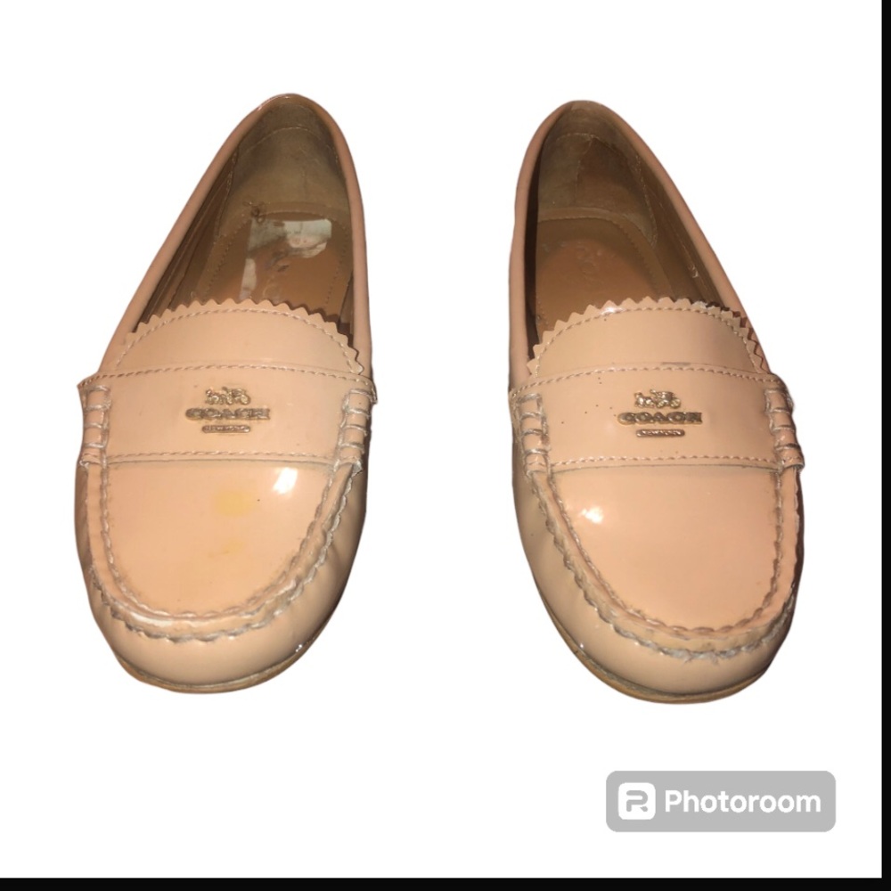 Coach Women's Odette Patent Leather Loafer Flat Size 35 (5) GUC Beige / Tan